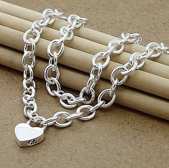 Sterling Silver Jewelry - 925 Sterling Silver 18 Inch Chain Heart Pendant Necklace
